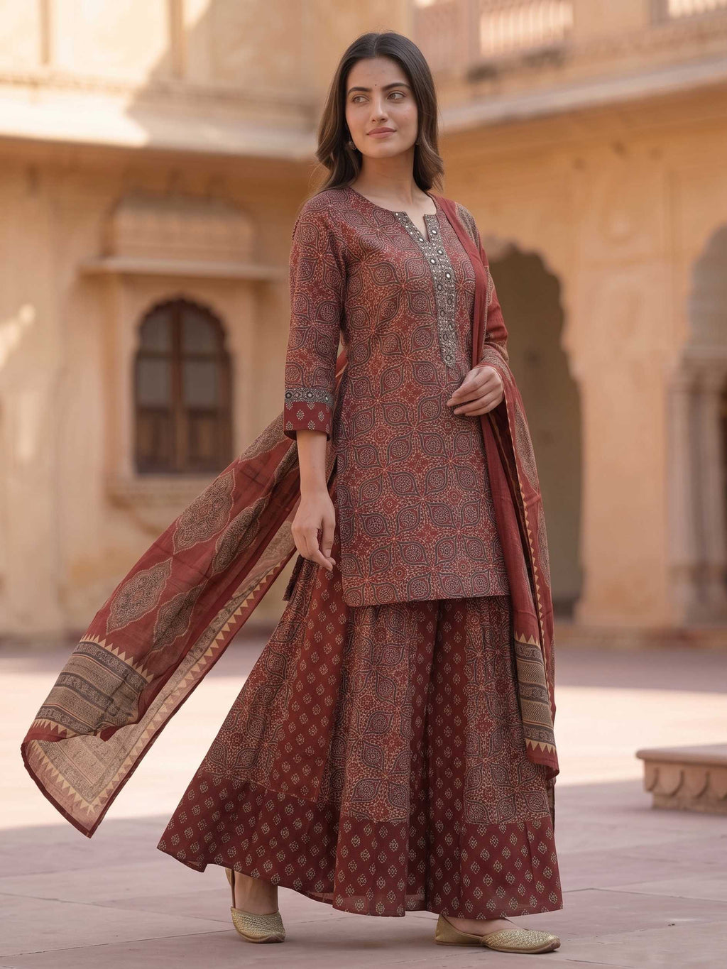 Mehroon Dastaan Kurti Skirt Set KST08