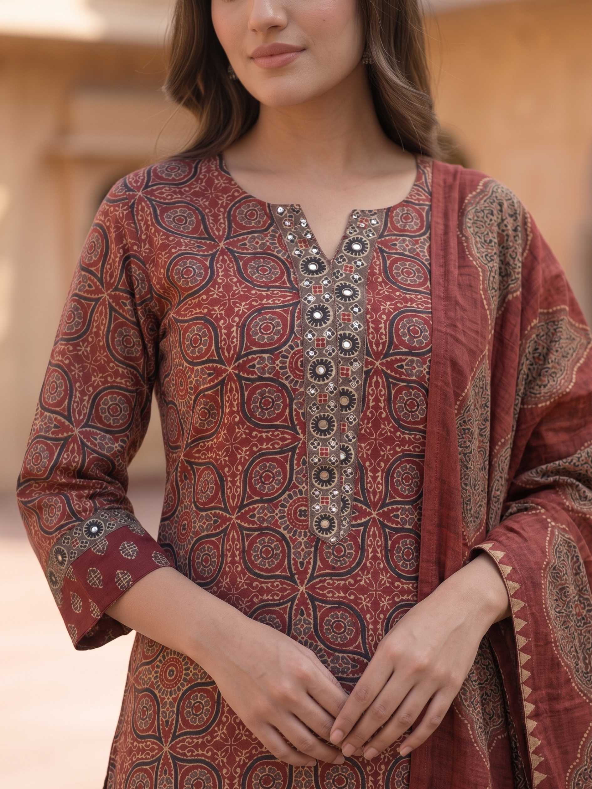 Mehroon Dastaan Kurti Skirt Set KST08